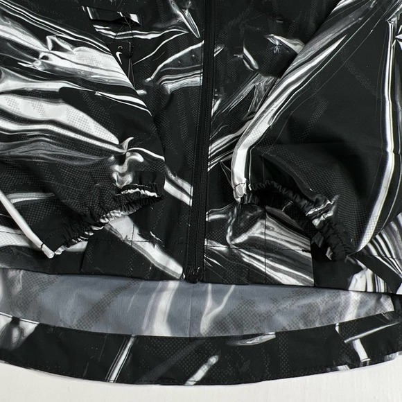 Nike Shield Full Zip Running Jacket - Picture 7 of 10